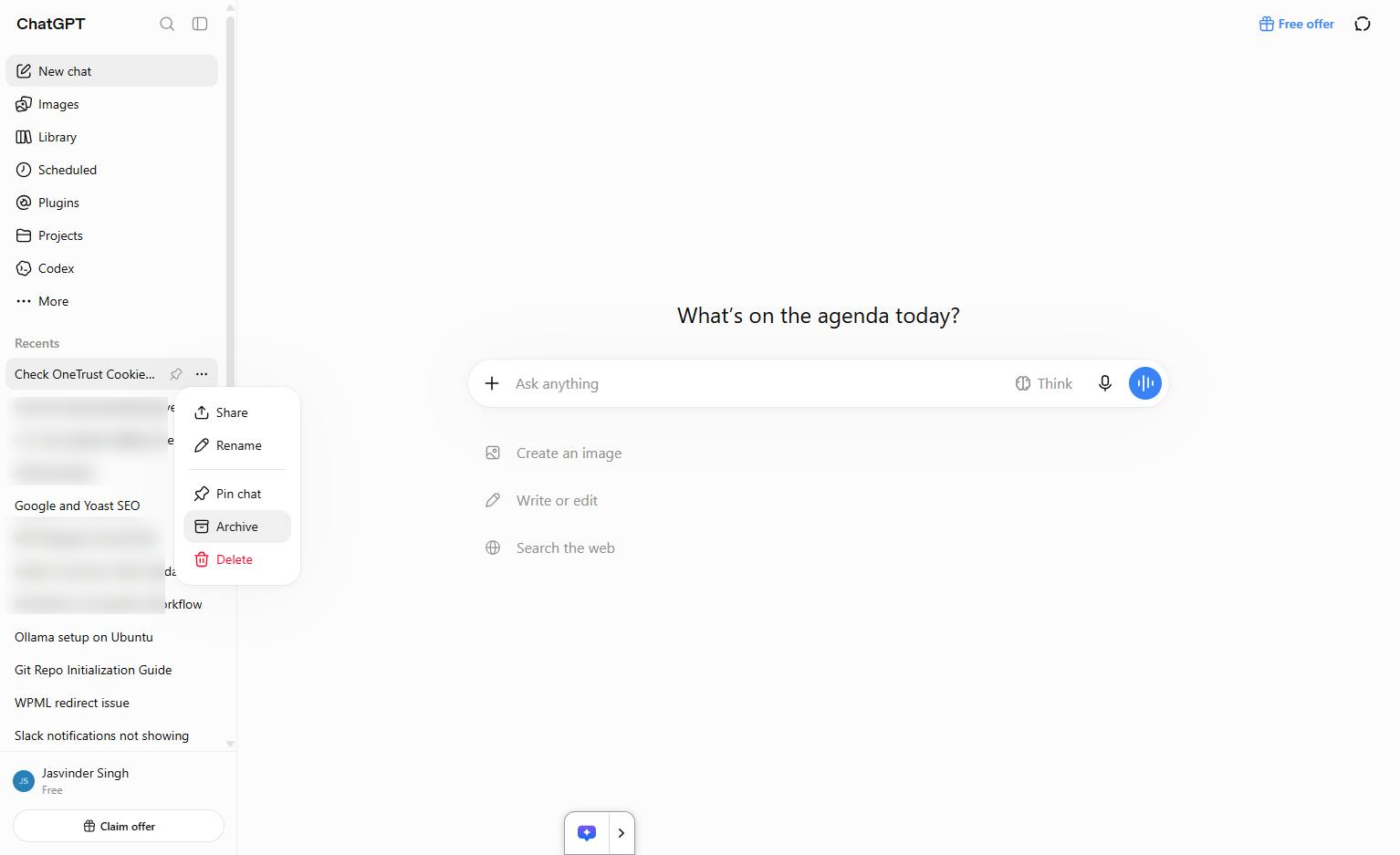 チャットにカーソルを合わせて三点リーダーをクリックし、アーカイブオプションをクリックしてください。